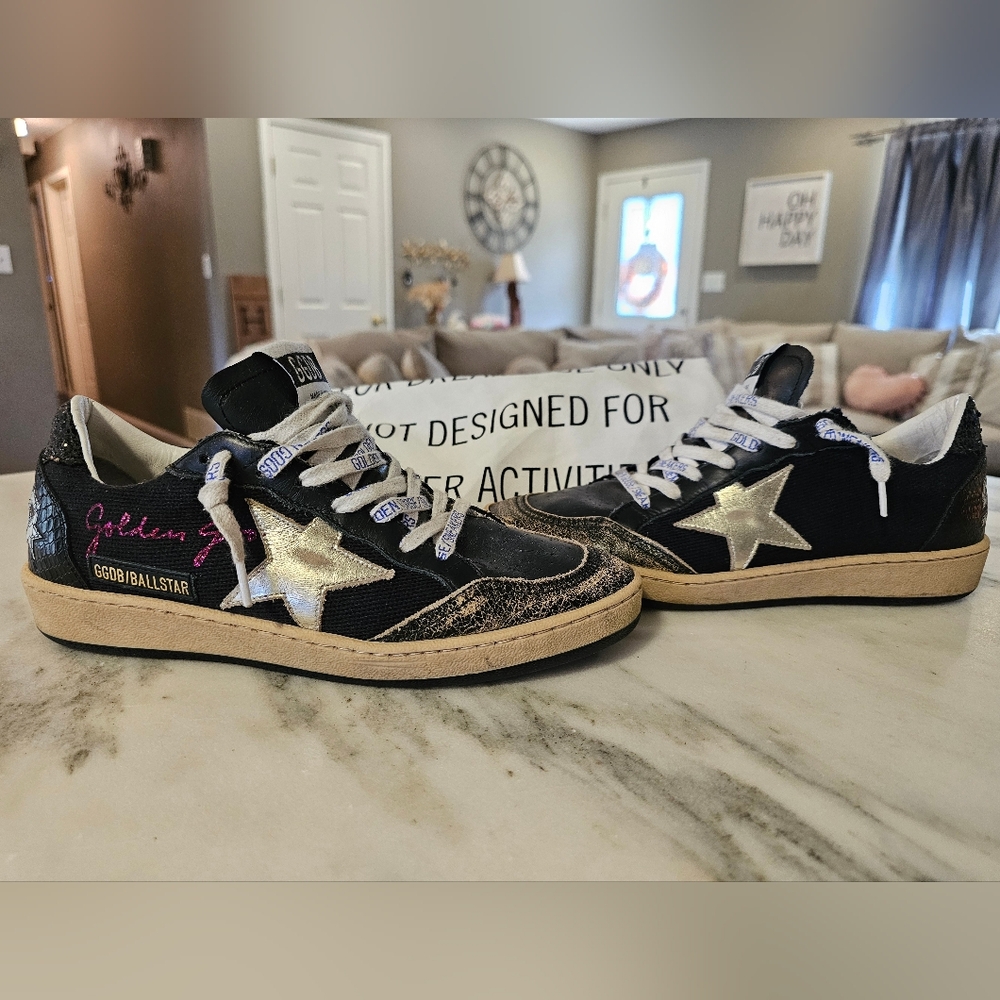 Golden Goose Black Star